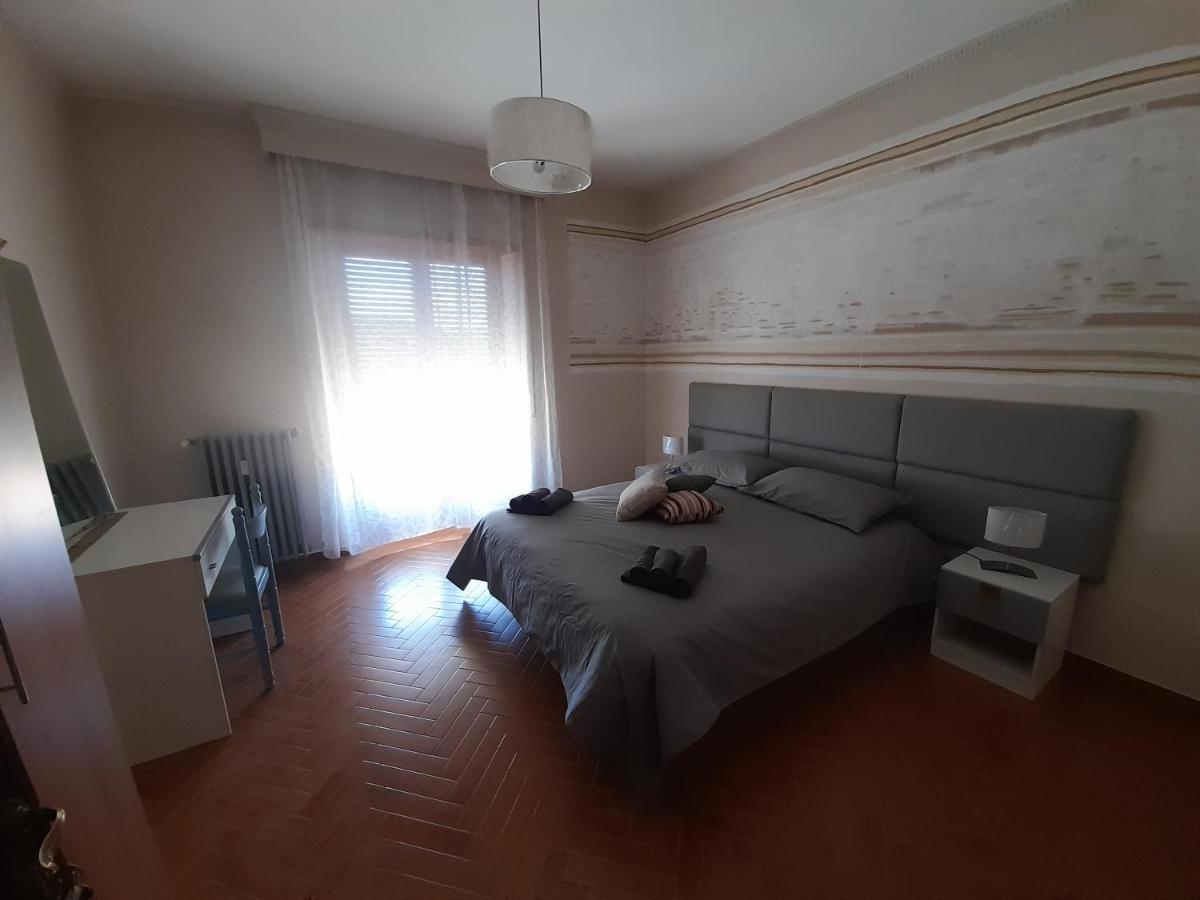Dreamhouse Apartment ลาควิลา ภายนอก รูปภาพ